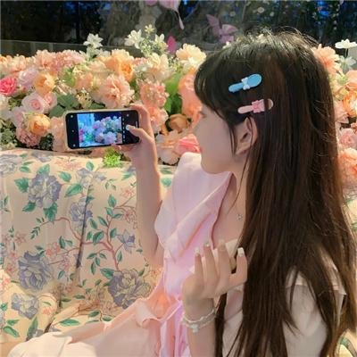 薇拉与伊娃